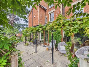 Patio- click for photo gallery